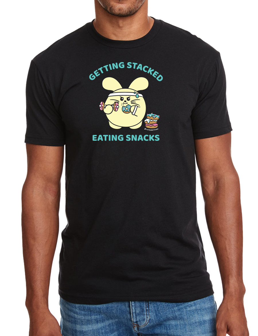 スナックを食べるメンズ T シャツ