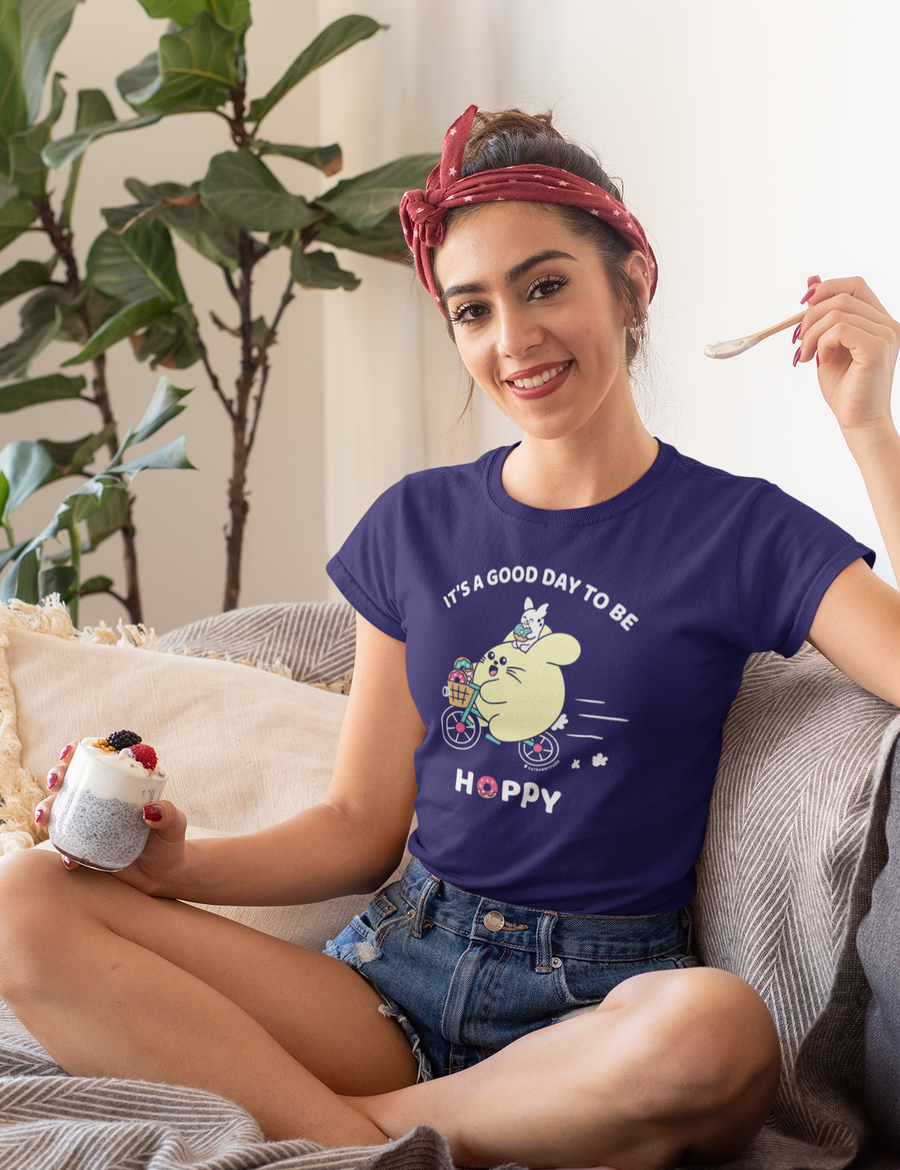 Good Day to Be Hoppy レディース Tシャツ